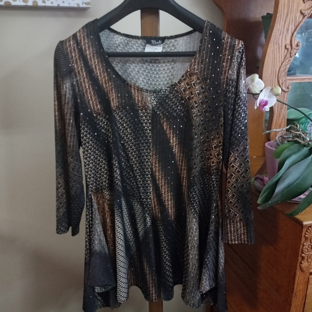 Bali sparkly top with uneven hem line
